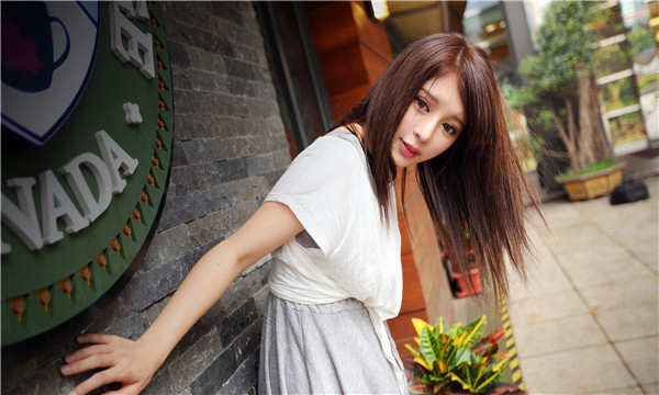 嘉善想找一个女性生孩子给报酬-｛找个女人生孩子多少钱｝